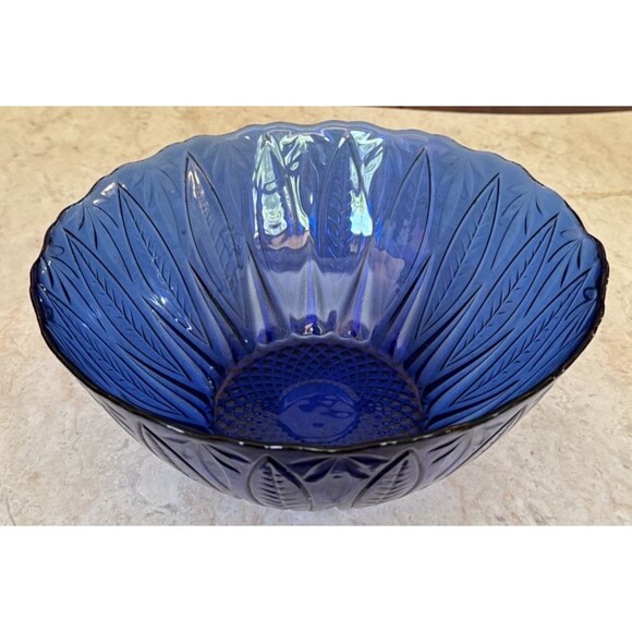 Avon Royal Sapphire Cobalt Blue Serving Bowl, Made In France 9.5” Glass Vintage - Picture 2 of 5